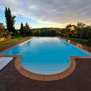  Gospodarstwo wiejskie Residence Lucignano Włochy